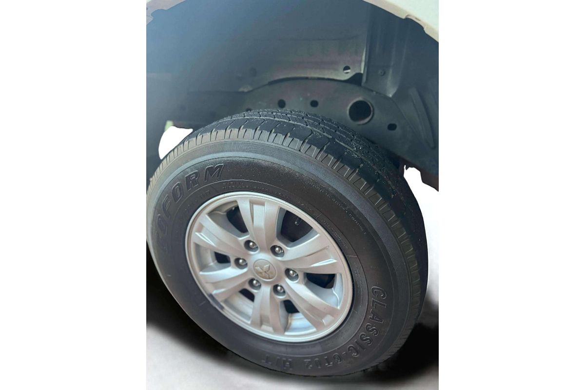 2014 Mitsubishi Triton GLX MN 4X4