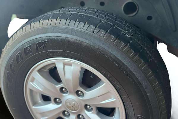 2014 Mitsubishi Triton GLX MN 4X4