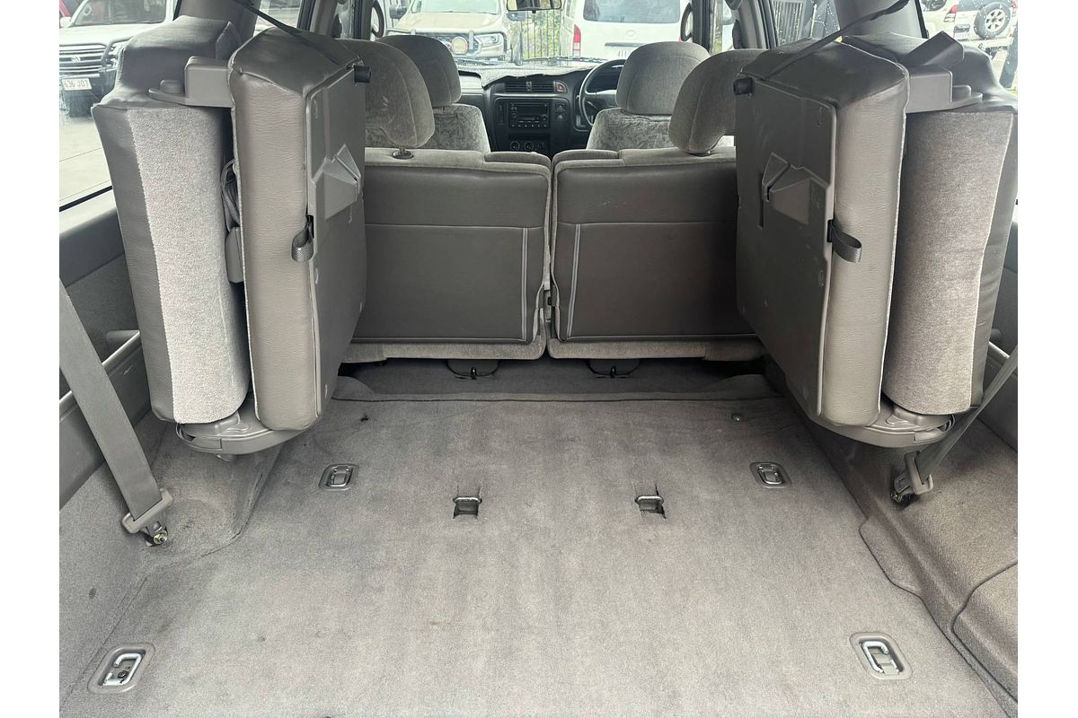 2000 Nissan Patrol ST GU