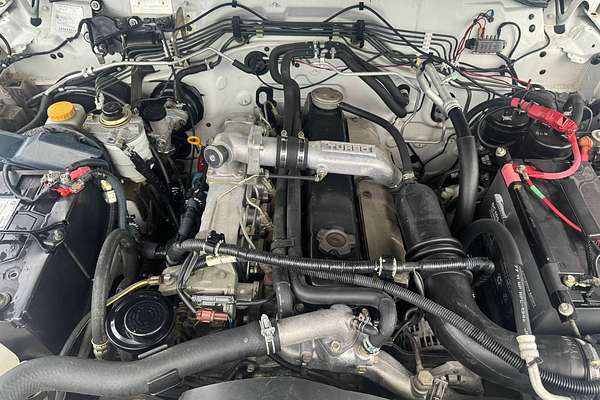 2000 Nissan Patrol ST GU