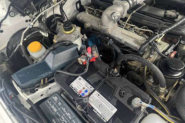 2000 Nissan Patrol ST GU