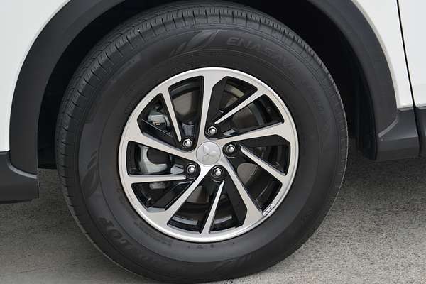 2024 Mitsubishi Eclipse Cross ES YB