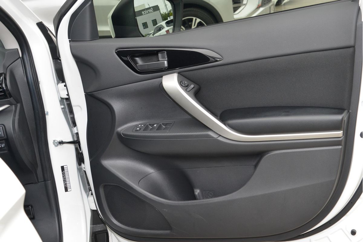2024 Mitsubishi Eclipse Cross ES YB