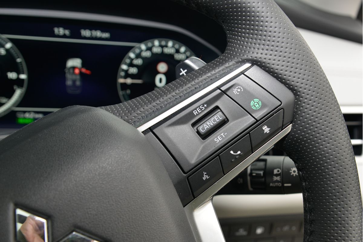 2024 Mitsubishi Outlander PHEV Exceed ZM