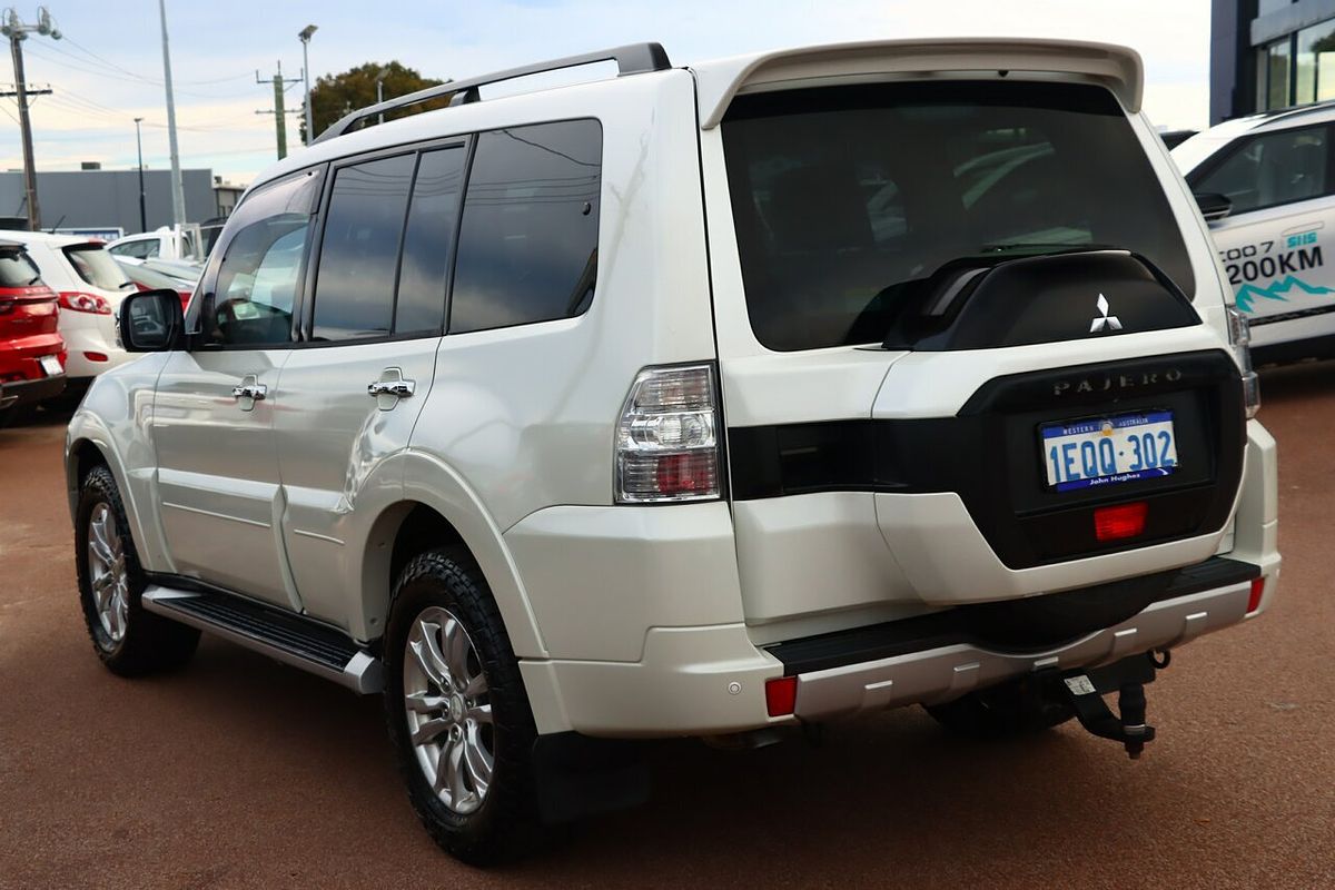 2014 Mitsubishi Pajero GLS NX