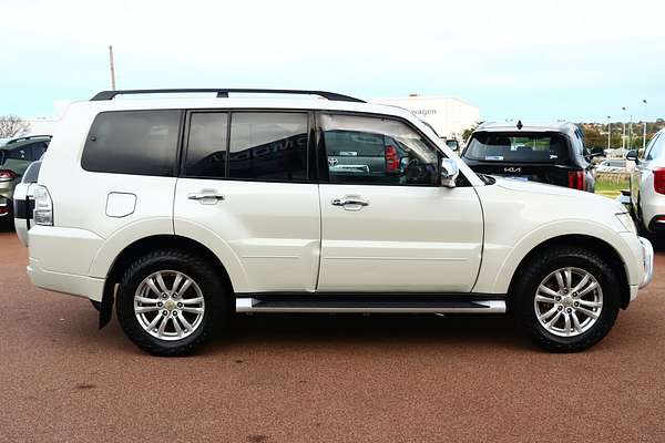 2014 Mitsubishi Pajero GLS NX