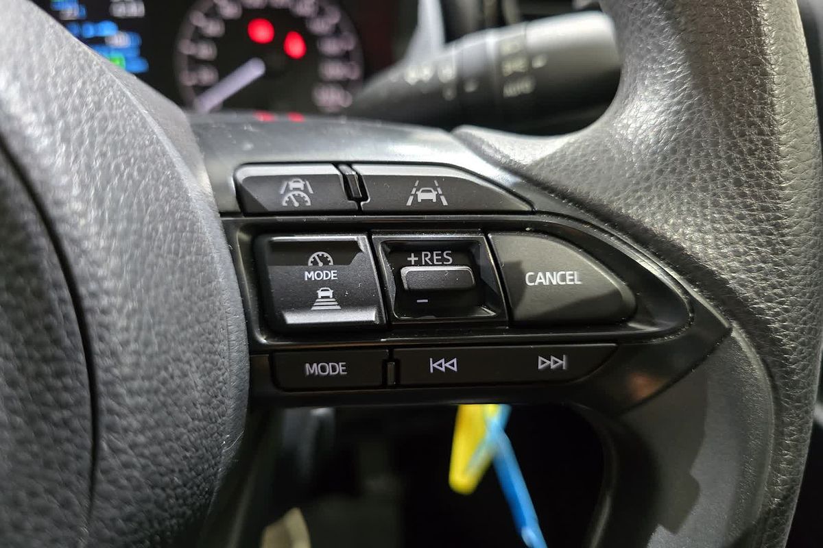 2024 Toyota Yaris Ascent Sport MXPA10R