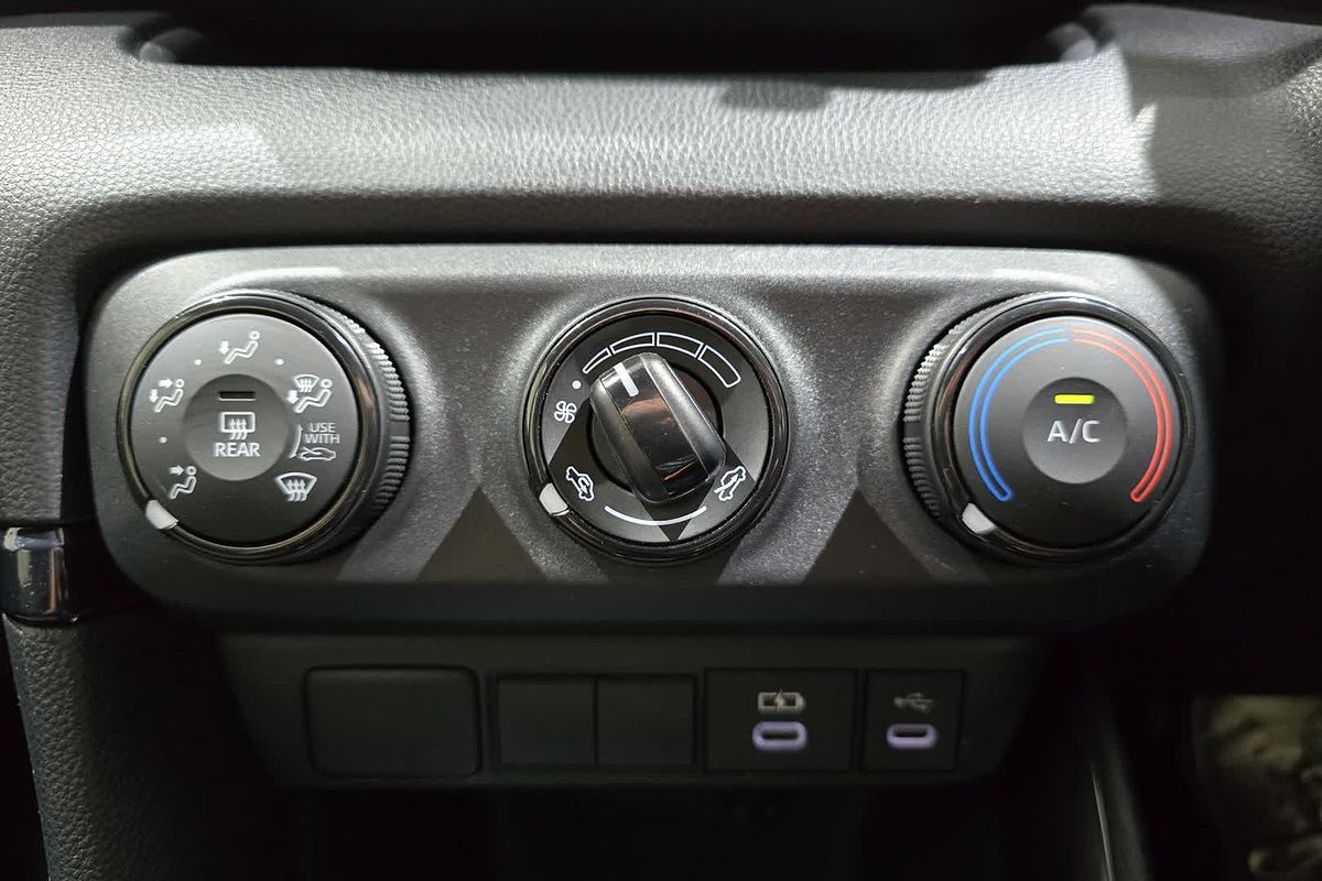 2024 Toyota Yaris Ascent Sport MXPA10R