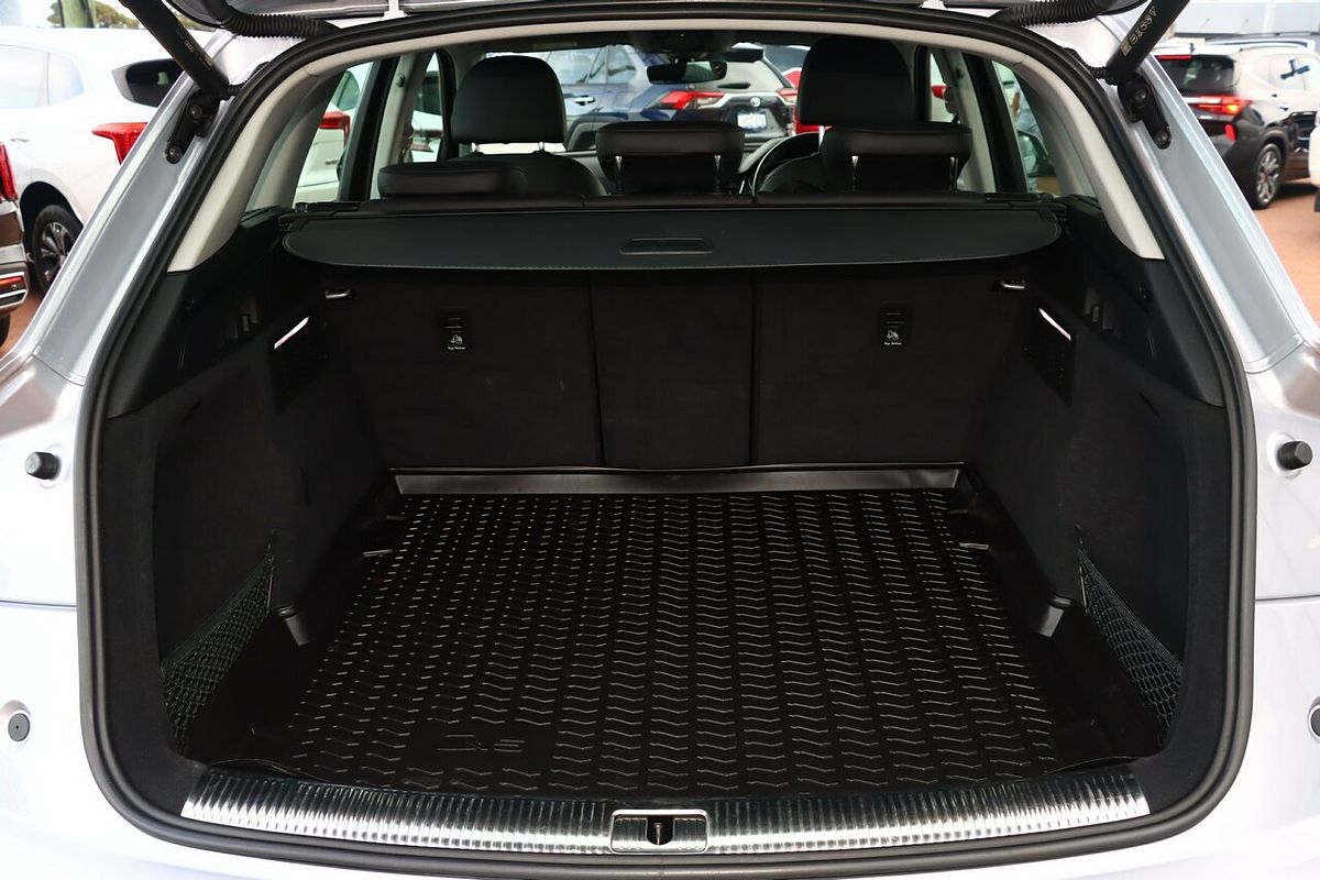 2022 Audi Q5 45 TFSI FY