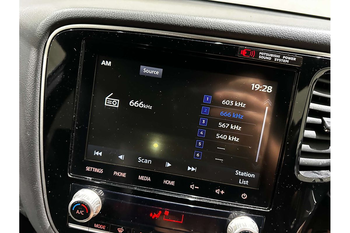2021 Mitsubishi Outlander PHEV GSR ZL