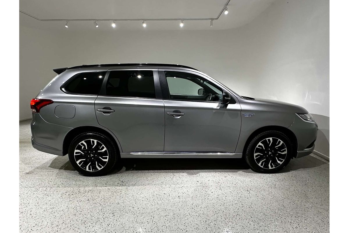 2021 Mitsubishi Outlander PHEV GSR ZL