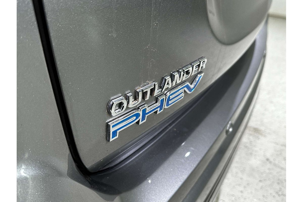 2021 Mitsubishi Outlander PHEV GSR ZL