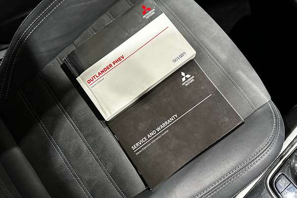 2021 Mitsubishi Outlander PHEV GSR ZL