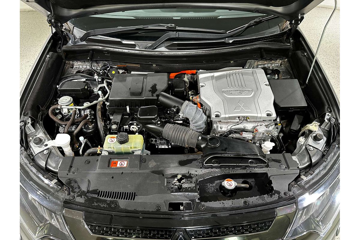 2021 Mitsubishi Outlander PHEV GSR ZL