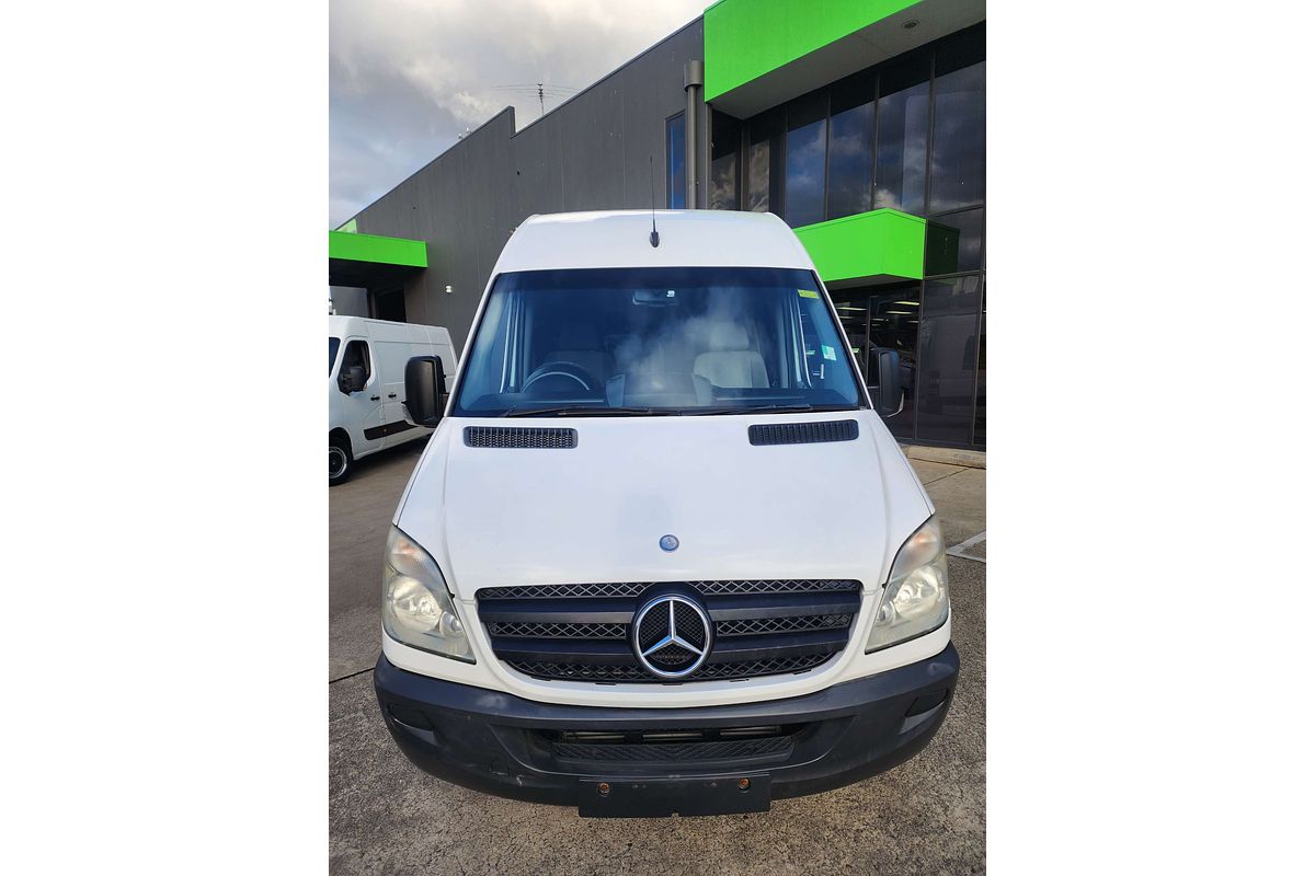 2009 Mercedes-Benz Sprinter 315CDI ELWB NCV3