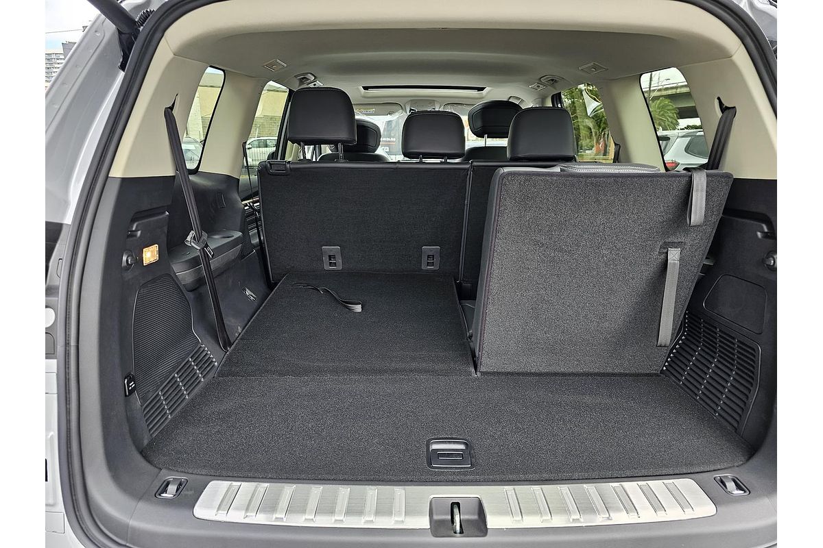2025 LDV D90 Executive SV9A