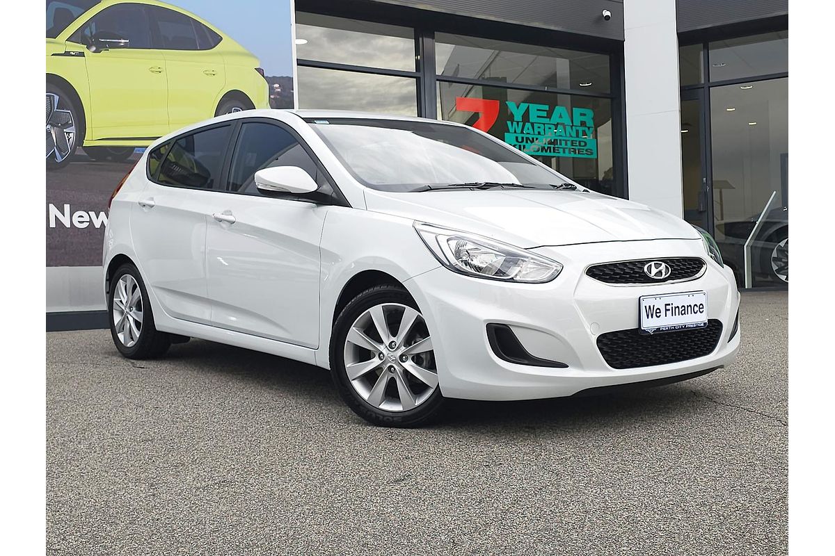 2018 Hyundai Accent Sport RB6