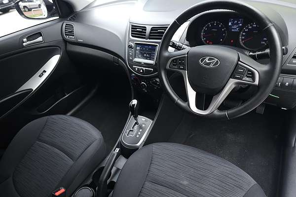 2018 Hyundai Accent Sport RB6
