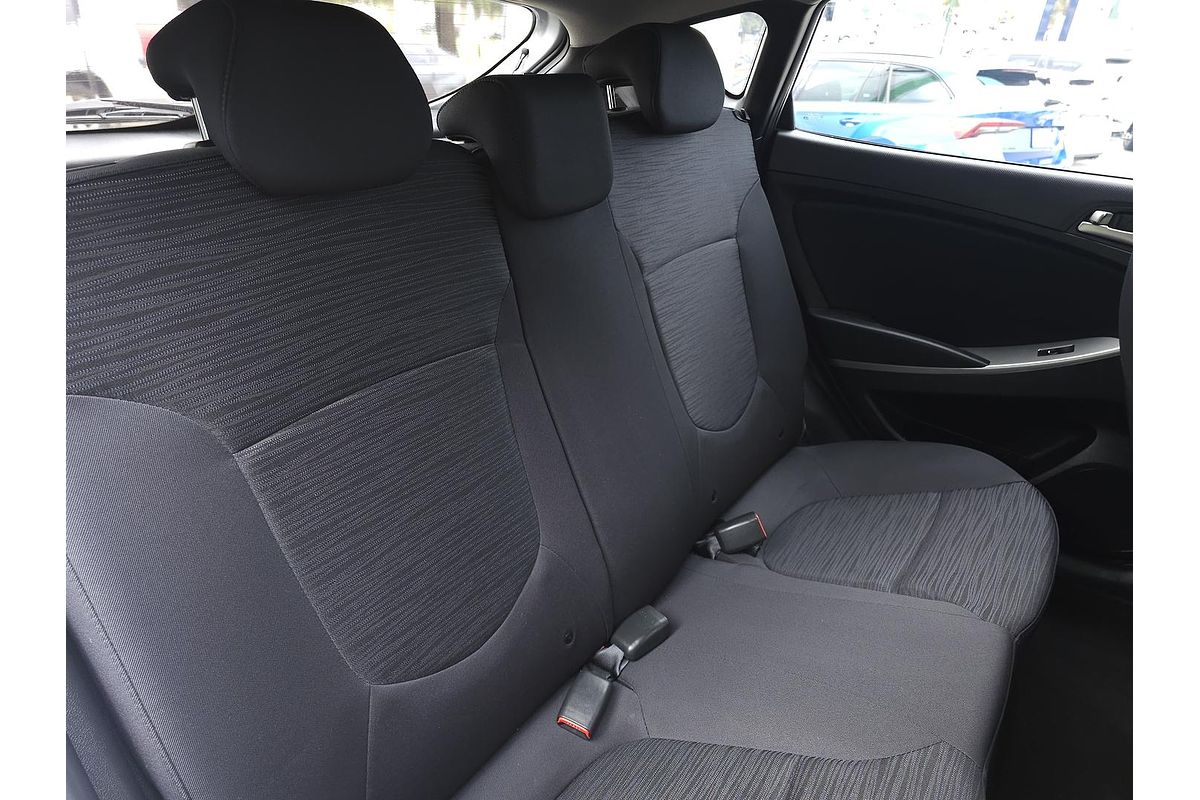 2018 Hyundai Accent Sport RB6