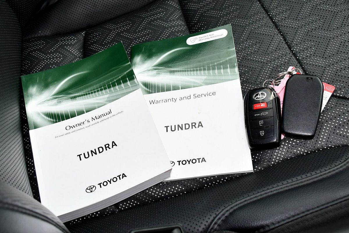 2023 Toyota Tundra Limited VXKH75L 4X4
