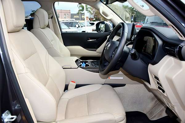 2024 Toyota Landcruiser Sahara FJA300R