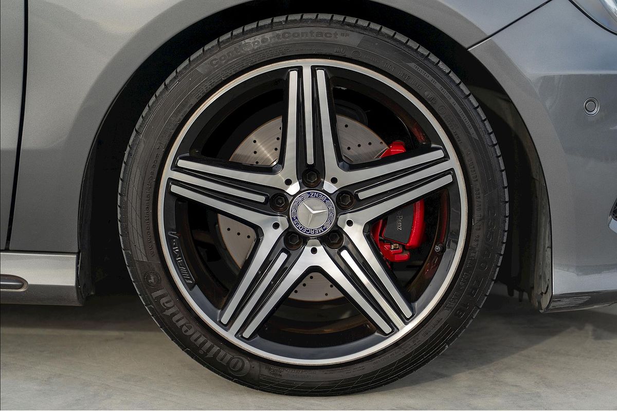 2014 Mercedes-Benz A-Class A250 Sport W176