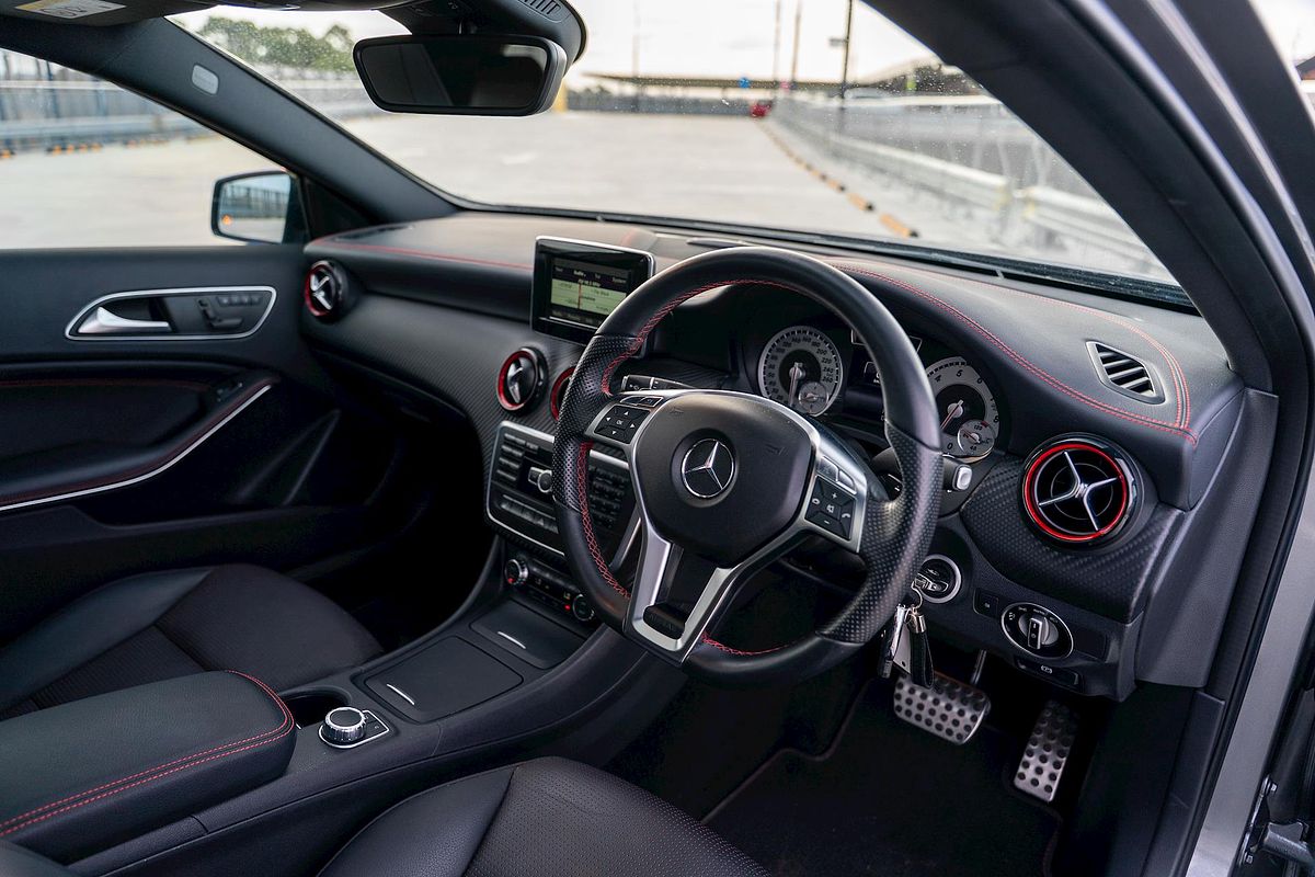 2014 Mercedes-Benz A-Class A250 Sport W176