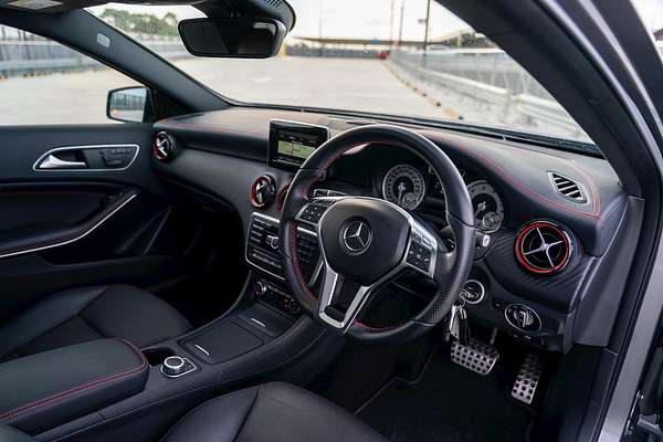 2014 Mercedes-Benz A-Class A250 Sport W176