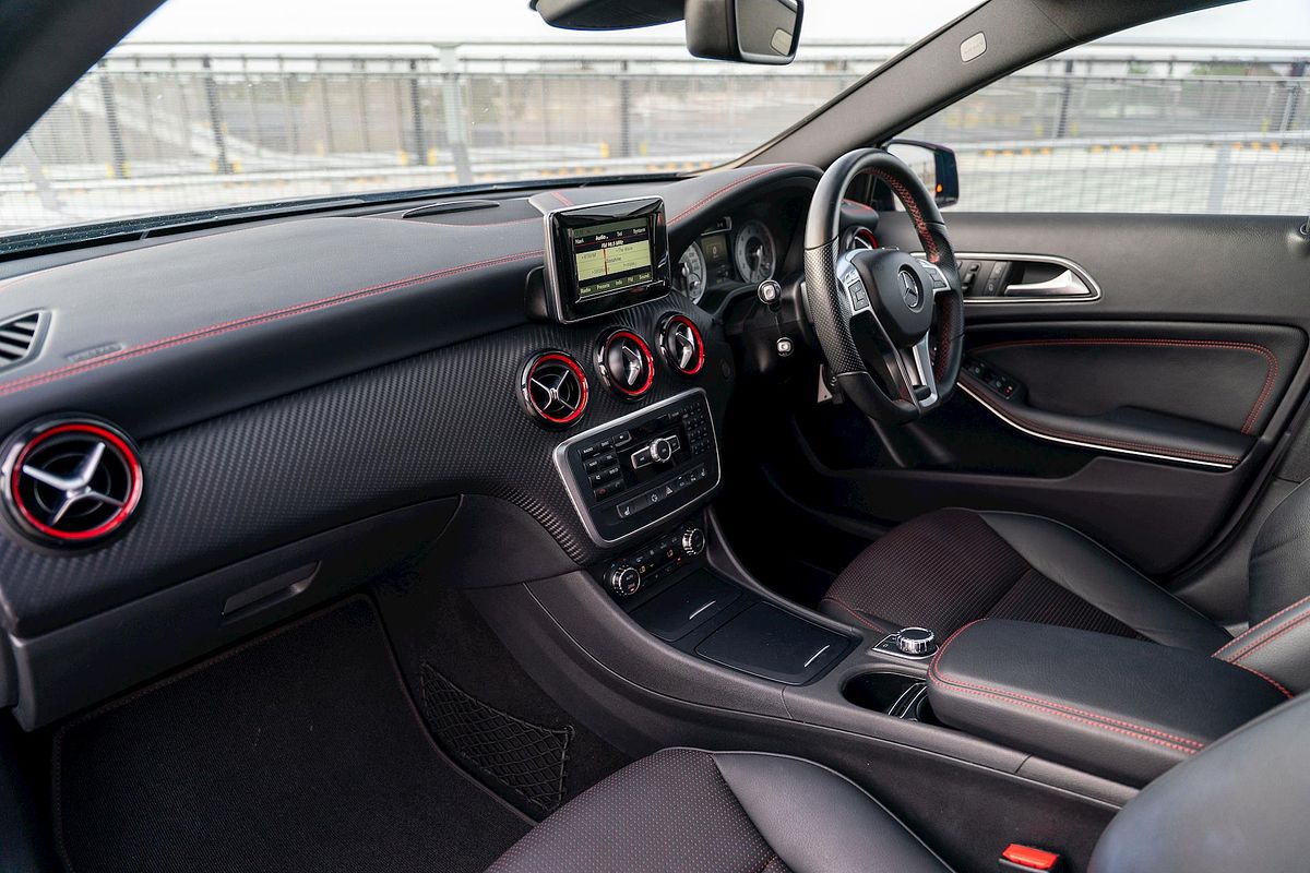 2014 Mercedes-Benz A-Class A250 Sport W176