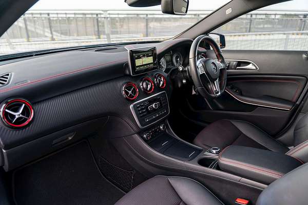 2014 Mercedes-Benz A-Class A250 Sport W176