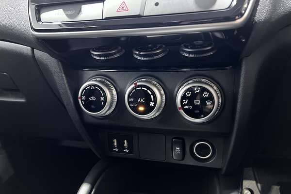 2023 Mitsubishi ASX ES XD