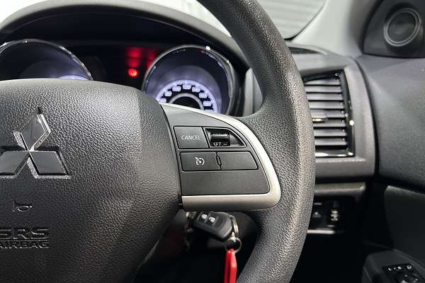 2023 Mitsubishi ASX ES XD