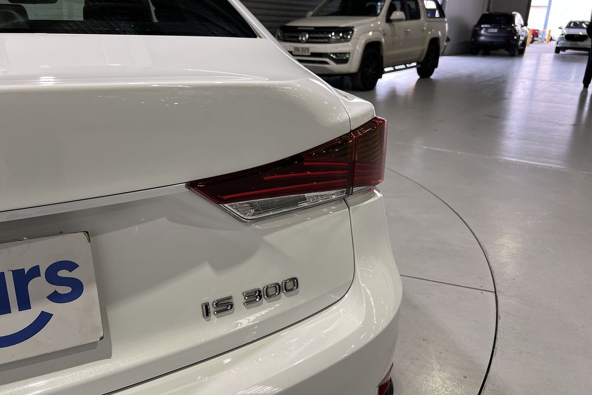 2018 Lexus IS IS300 F Sport ASE30R