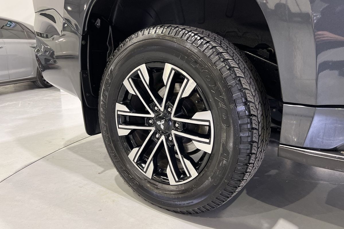 2022 Mitsubishi Pajero Sport Exceed QF