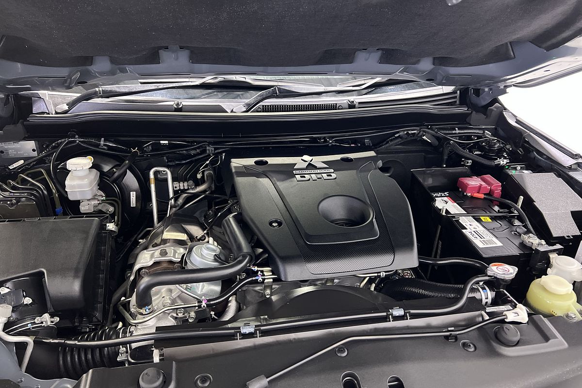 2022 Mitsubishi Pajero Sport Exceed QF