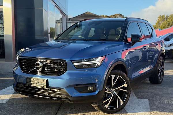 2019 Volvo XC40 T5 R-Design