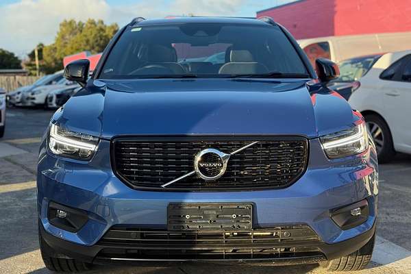 2019 Volvo XC40 T5 R-Design