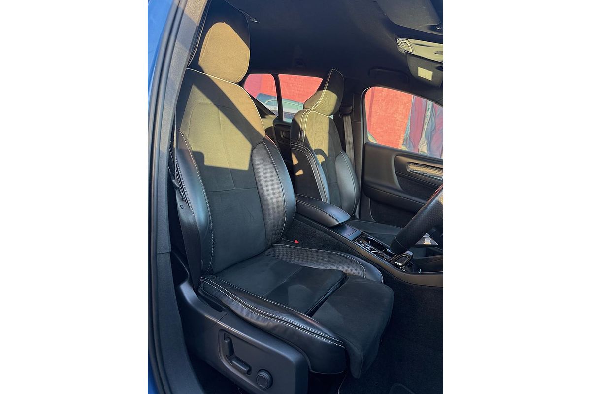 2019 Volvo XC40 T5 R-Design