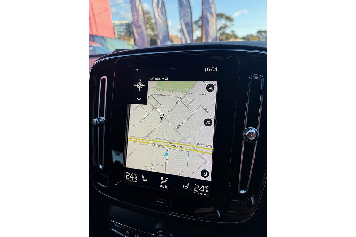 2019 Volvo XC40 T5 R-Design
