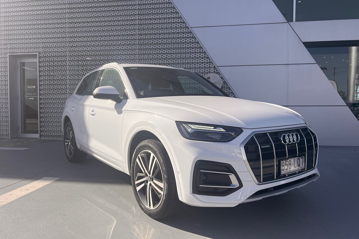 2024 Audi Q5 45 TFSI Sport FY