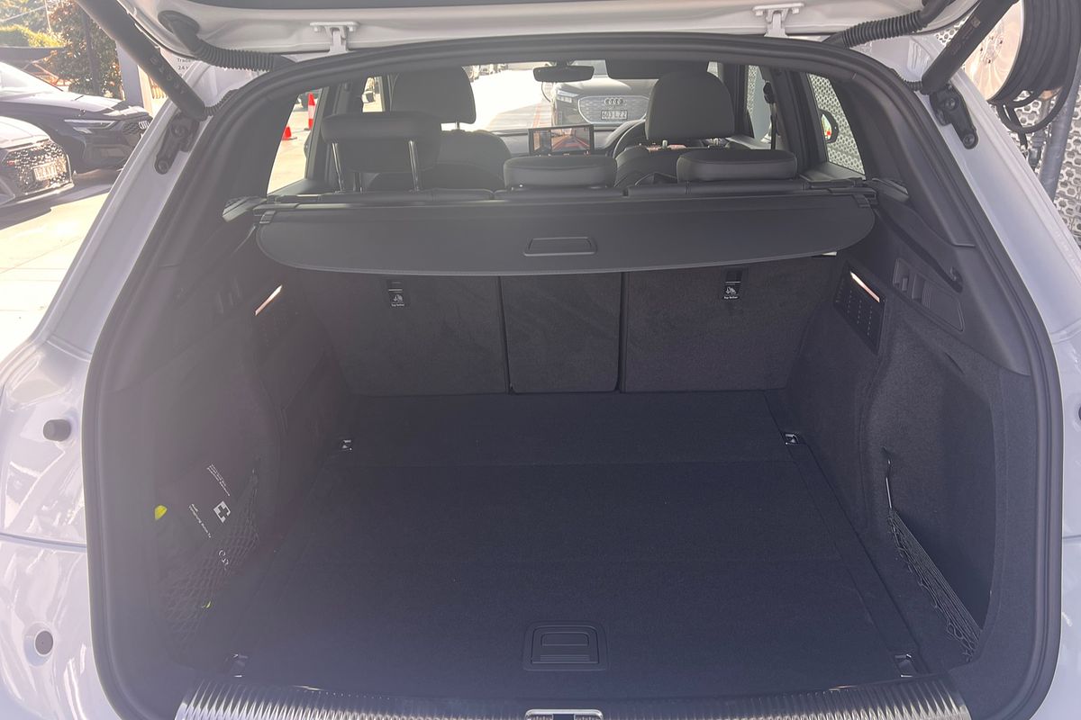 2024 Audi Q5 45 TFSI Sport FY