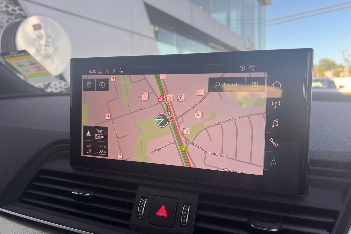 2024 Audi Q5 45 TFSI Sport FY