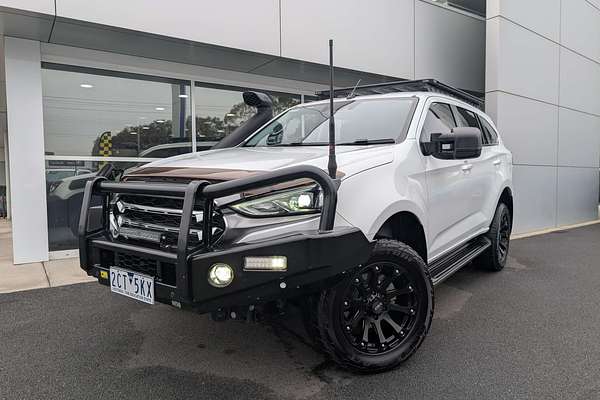 2022 Isuzu MU-X LS-U