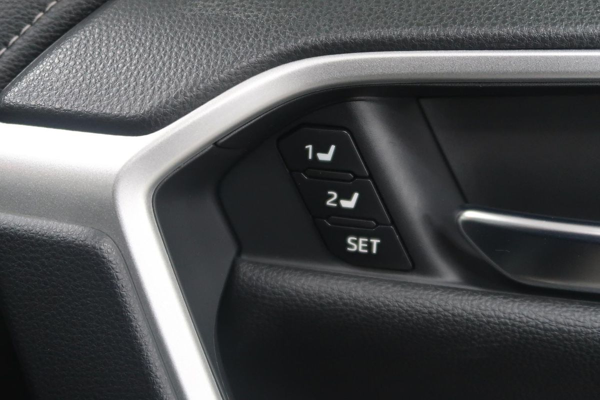 2021 Toyota RAV4 Cruiser AXAH52R