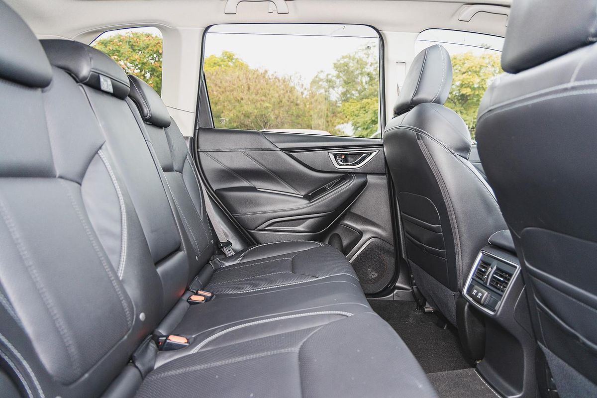 2020 Subaru Forester 2.5i-S S5