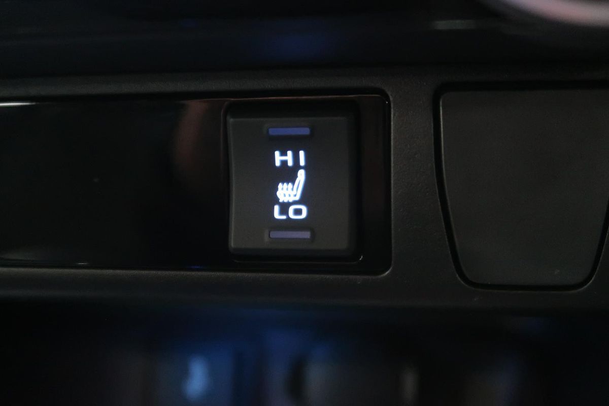 2021 Toyota RAV4 Cruiser AXAH52R