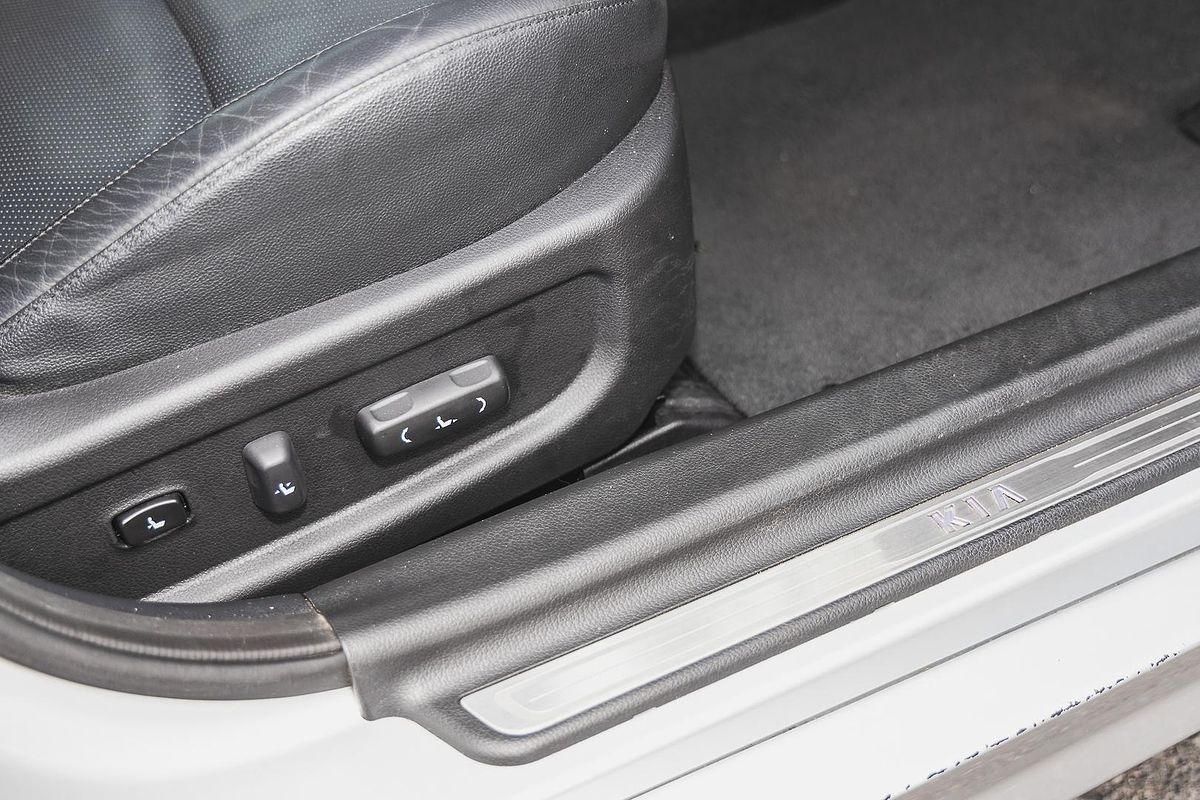 2014 Kia Optima Platinum TF