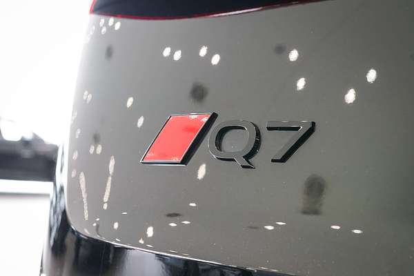 2024 Audi Q7 55 TFSI S line 4M