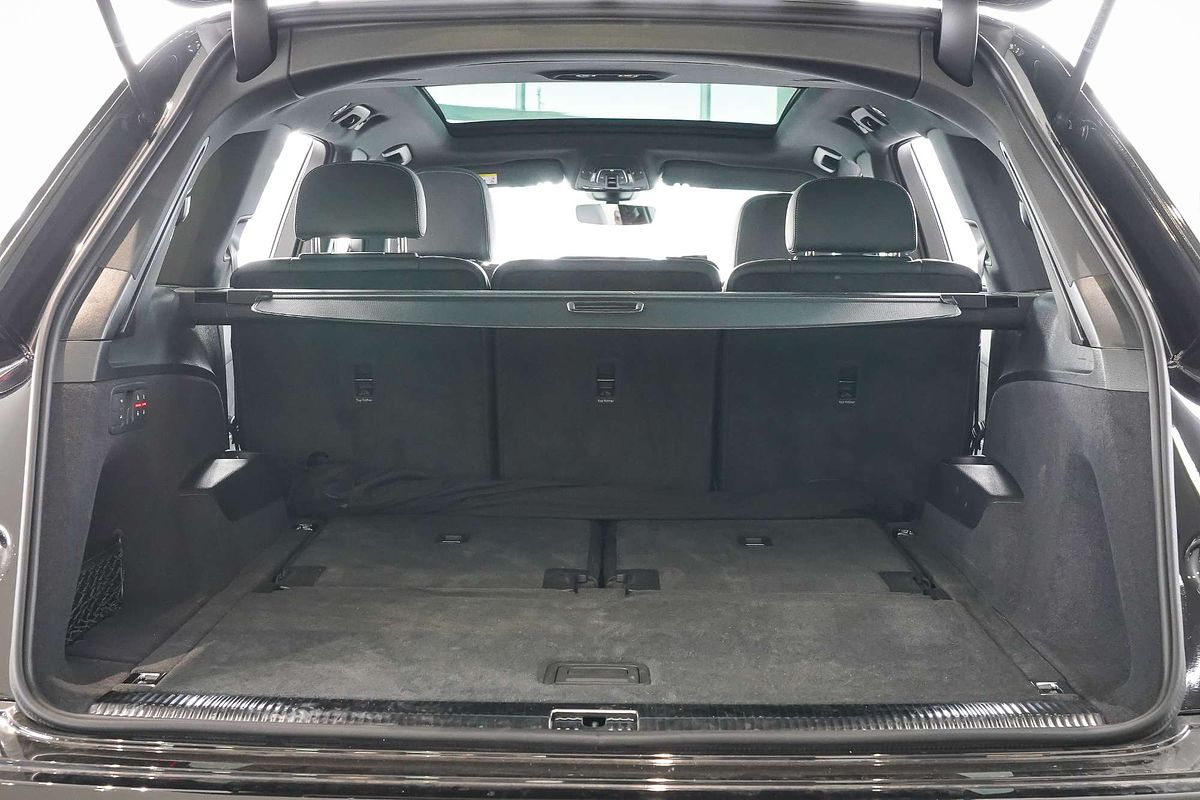 2024 Audi Q7 55 TFSI S line 4M