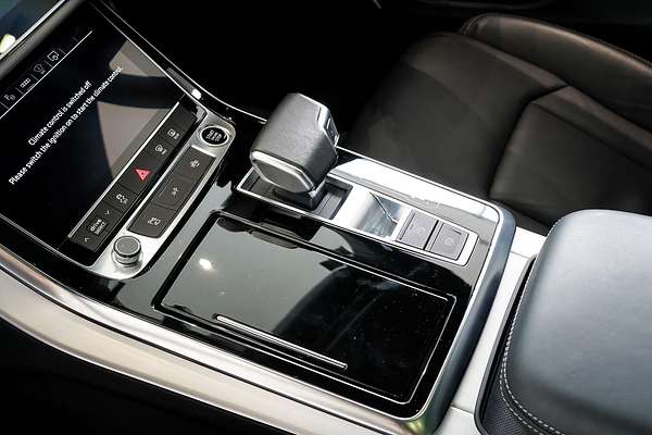 2024 Audi Q7 55 TFSI S line 4M